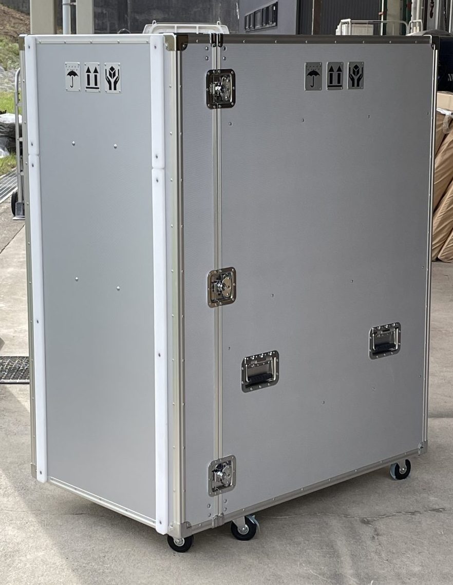 特注大型アルミケース 医療機器用